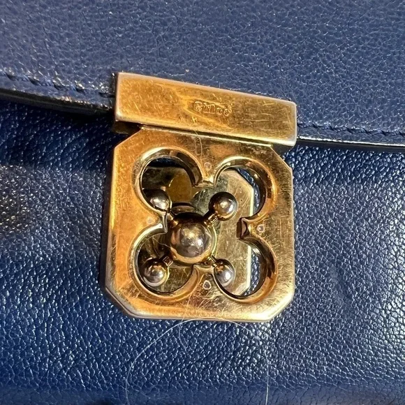 CHLOE VINTAGE ELISE BLUE LEATHER ZIP WALLET - Picture 9 of 16